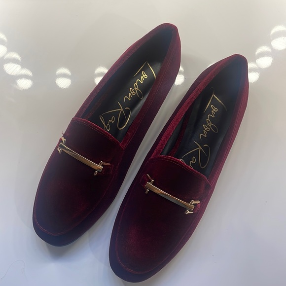 Burgundy Velvet Horsebit Loafers,slip on, slides,flats, size 7,New in Box - Picture 2 of 11
